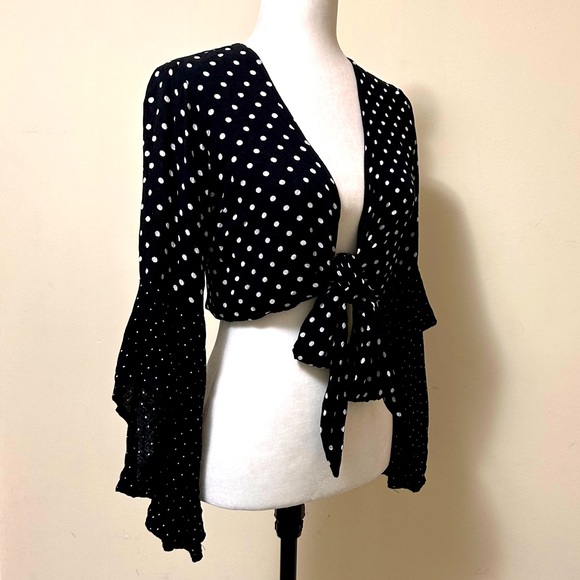 Seven Wonders Black White Spots Crop Top w Tie Wide Bell Sleeves Shirt Blouse 6 - Picture 6 of 16